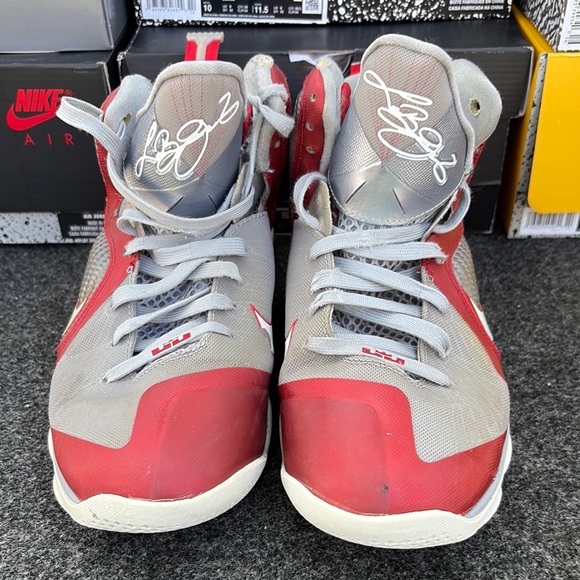 Nike LeBron Signature Red and Gray Sneakers - Picture 1 of 5